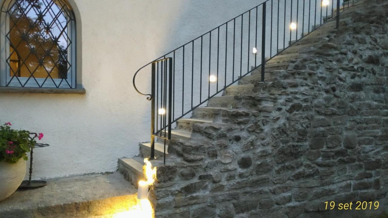 "La Selvetta" Bed And Breakfast Buguggiate Exterior photo