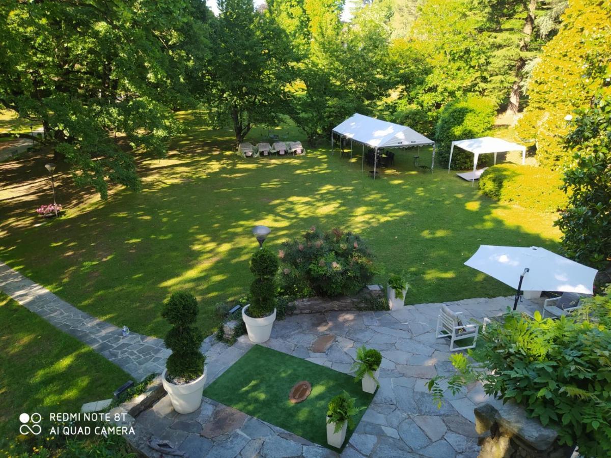 "La Selvetta" Bed And Breakfast Buguggiate Exterior photo